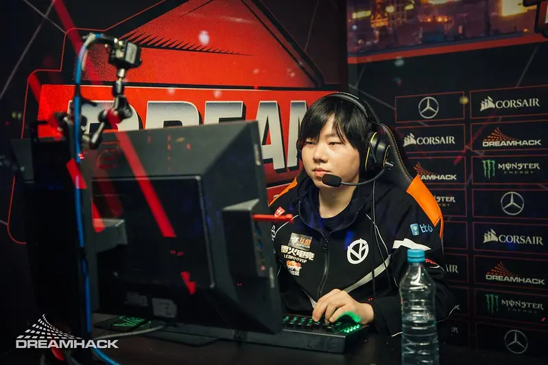 Paparazi灬 на DreamLeague Season 13