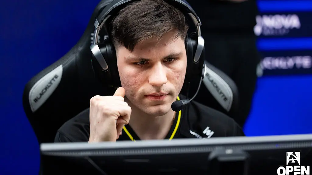 A photo of b1t from the tournament
