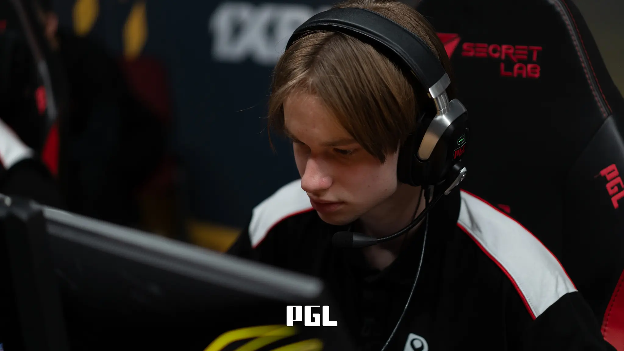 Снайпер B8 Esports Даниил «s1zzi» Винник.