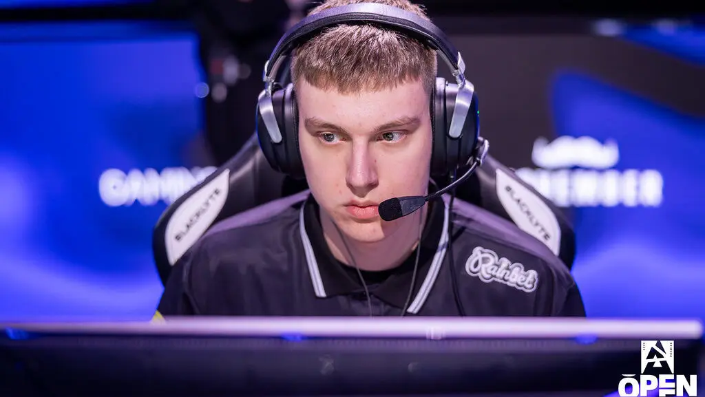 Снайпер G2 Esports Артём «r1nkle» Мороз.