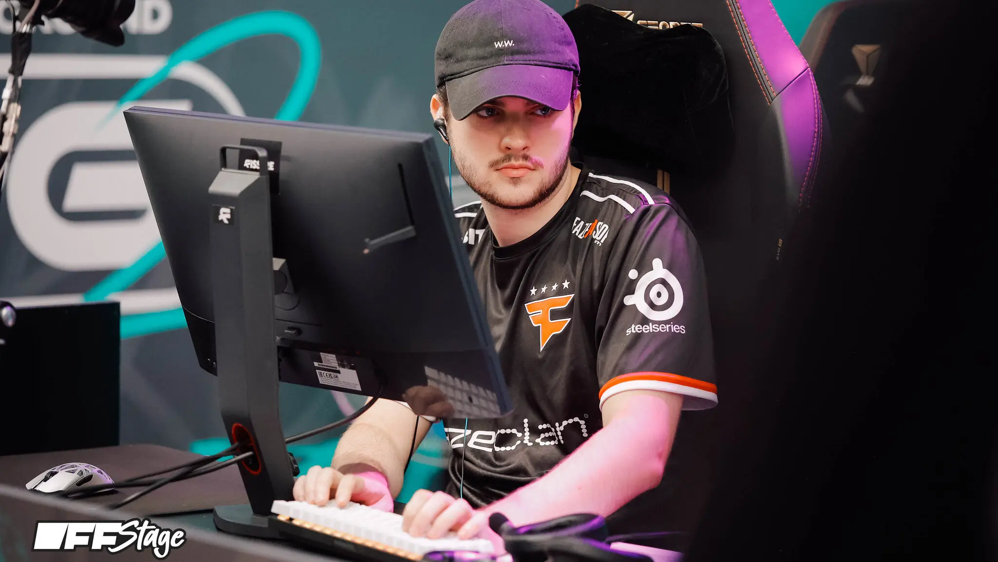 Esports player Helvijs “broky” Saukants.