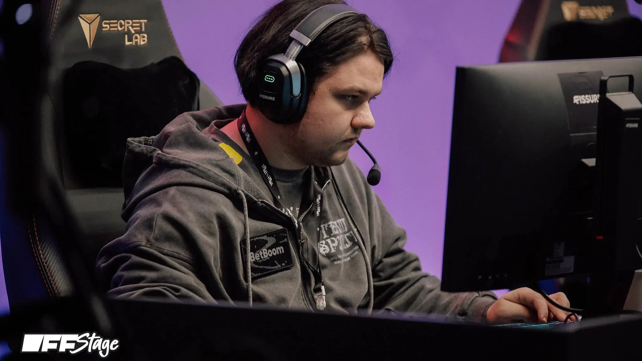 Фото Yatoro на FISSURE PLAYGROUND 2 — DOTA