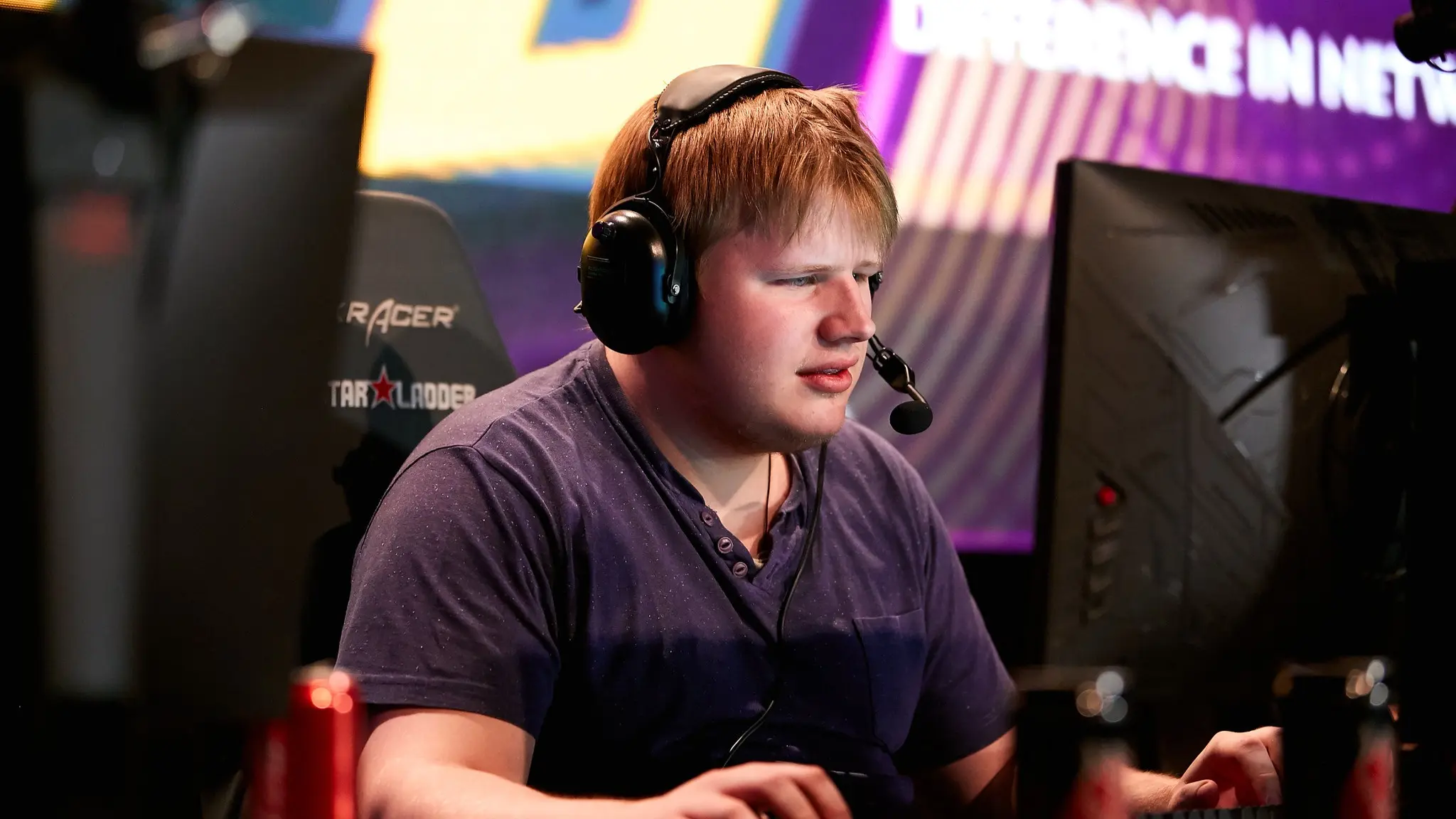 Photo of Velheor at the StarLadder ImbaTV Dota 2 Minor Season 1