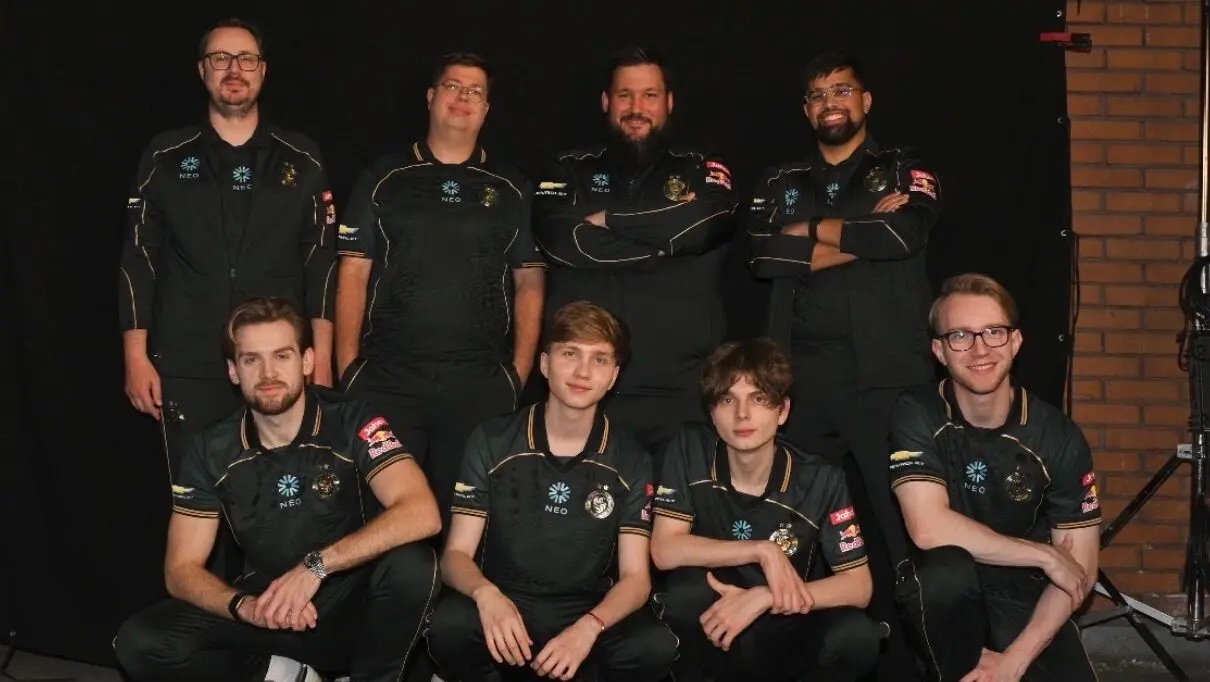 Photo: Team Falcons