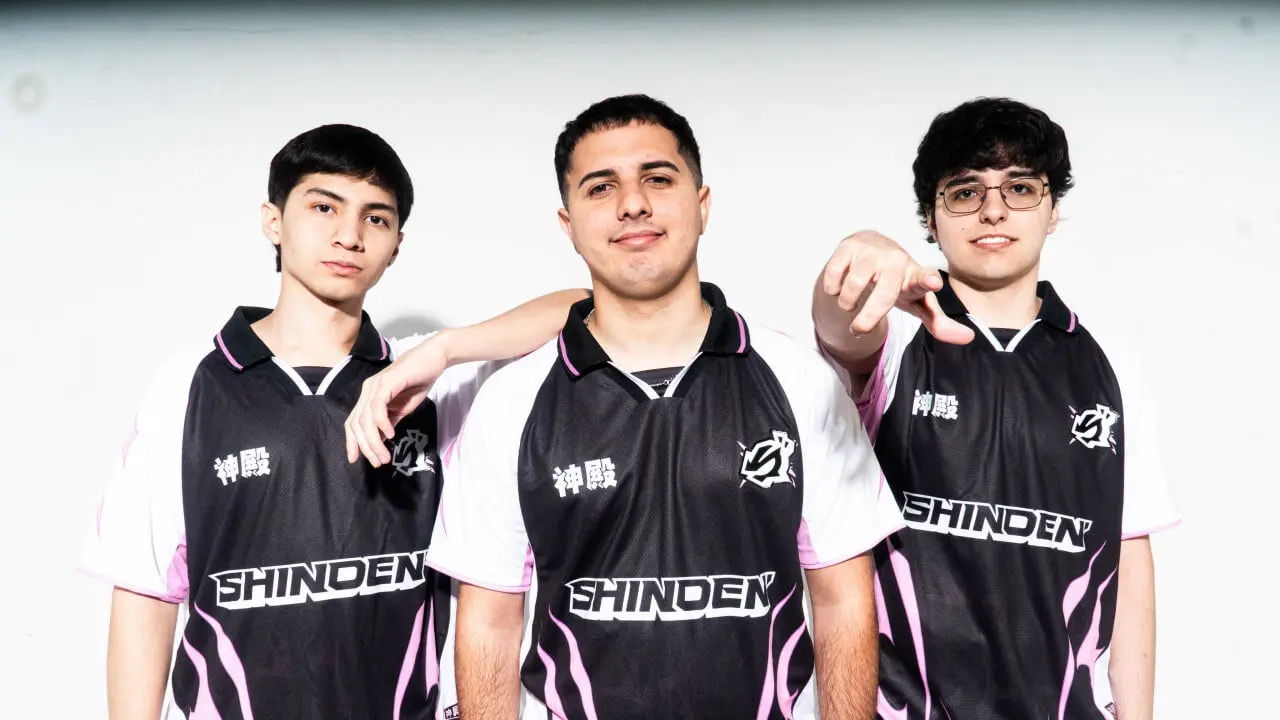 Photo of the ShindeN players.