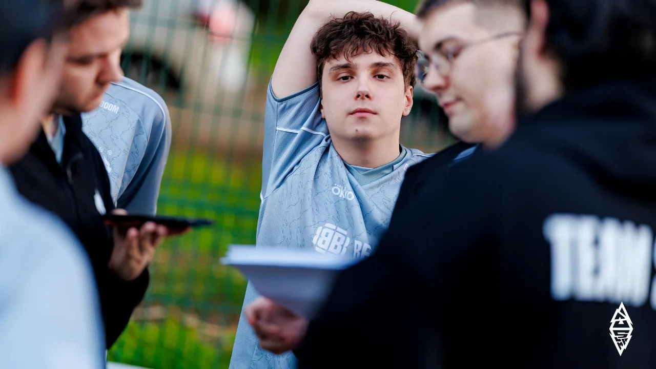 Larl на BLAST SLAM VIII