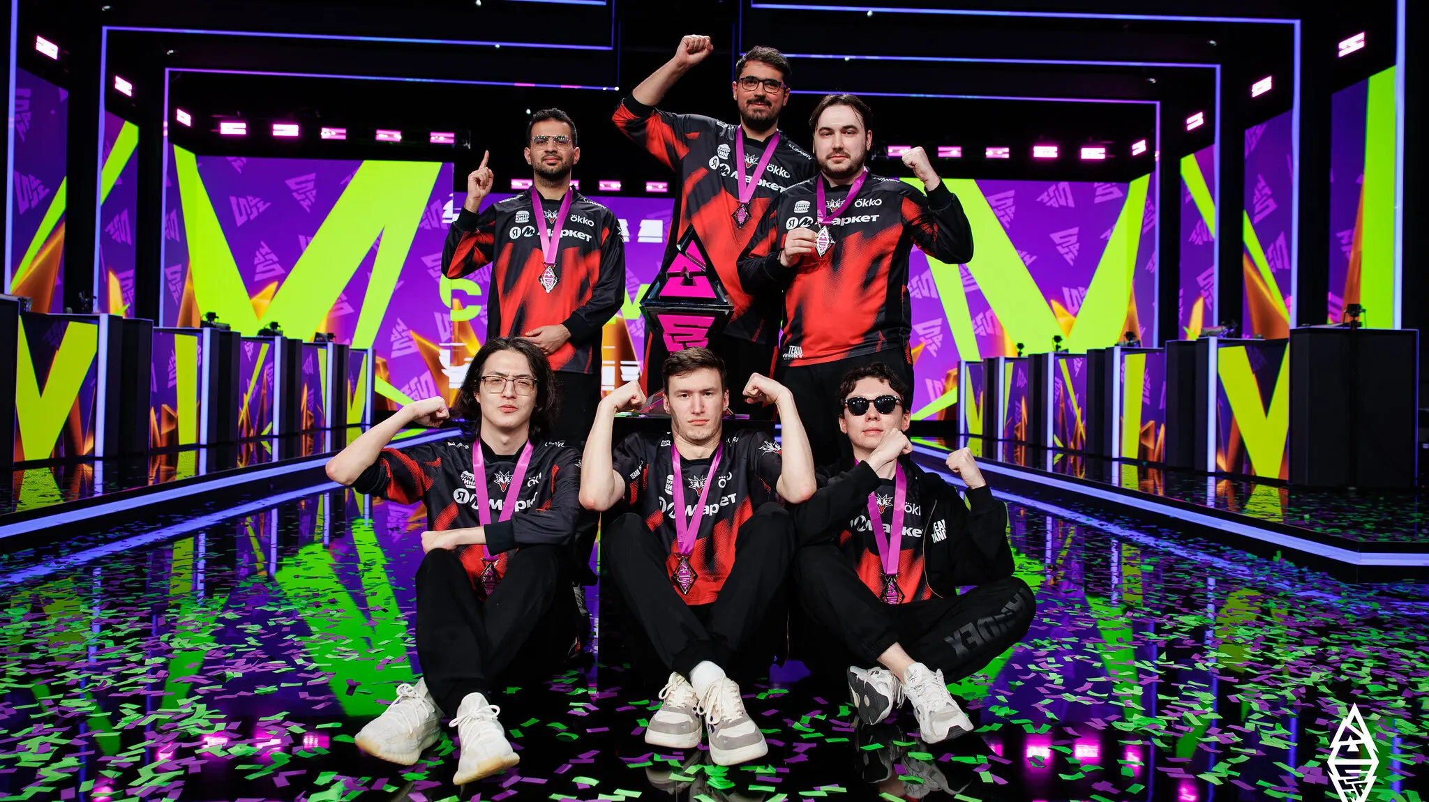 Победное фото Team Yandex на BLAST Slam VIII