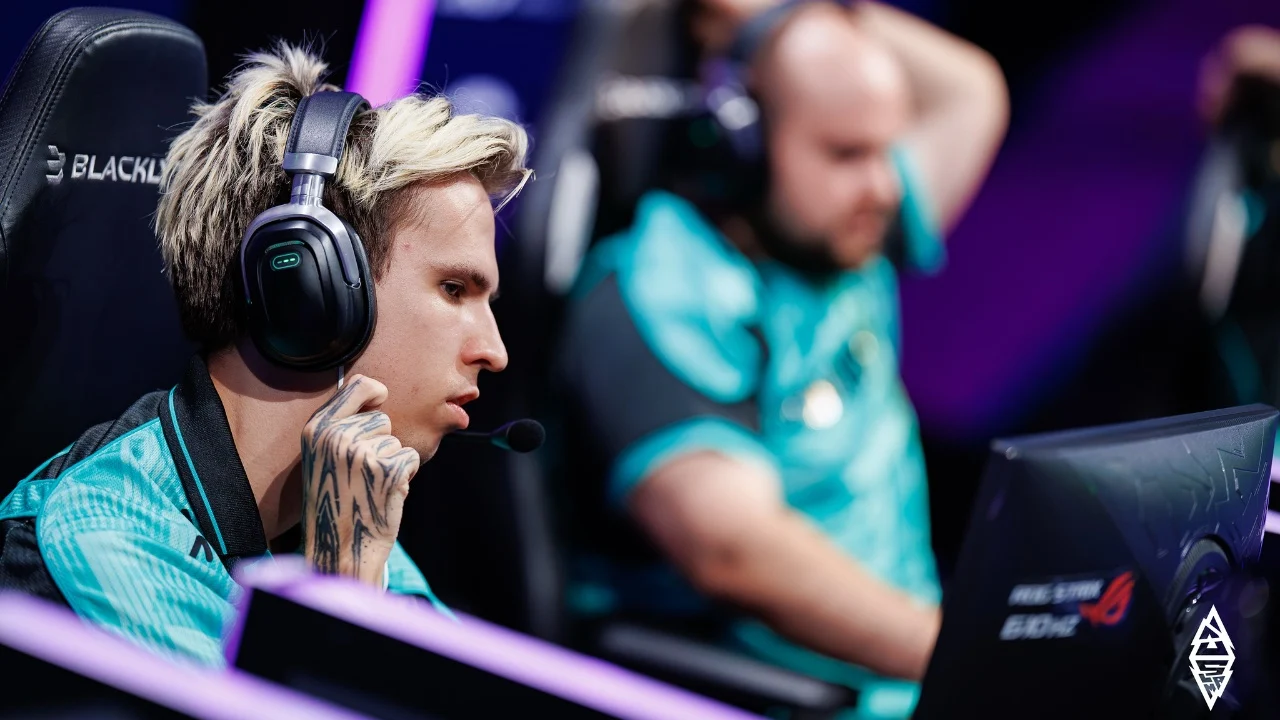 Dukalis на BLAST SLAM VIII