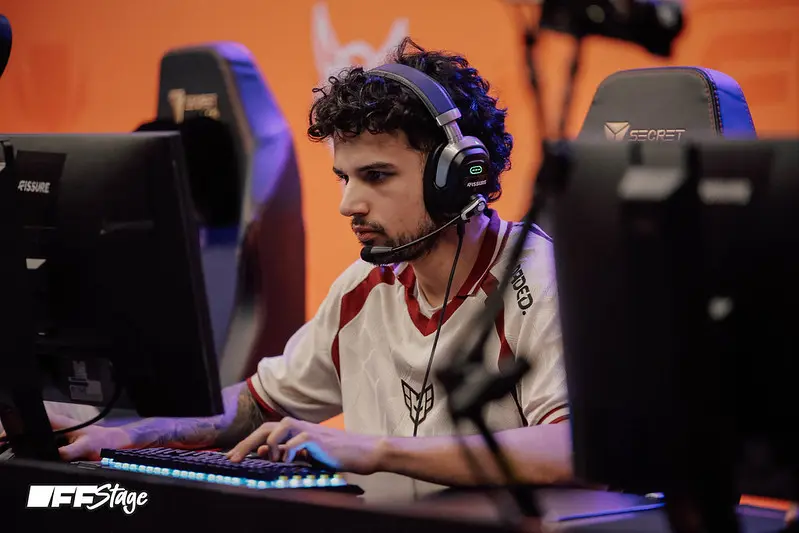 KJ на FISSURE PLAYGROUND 2 — DOTA
