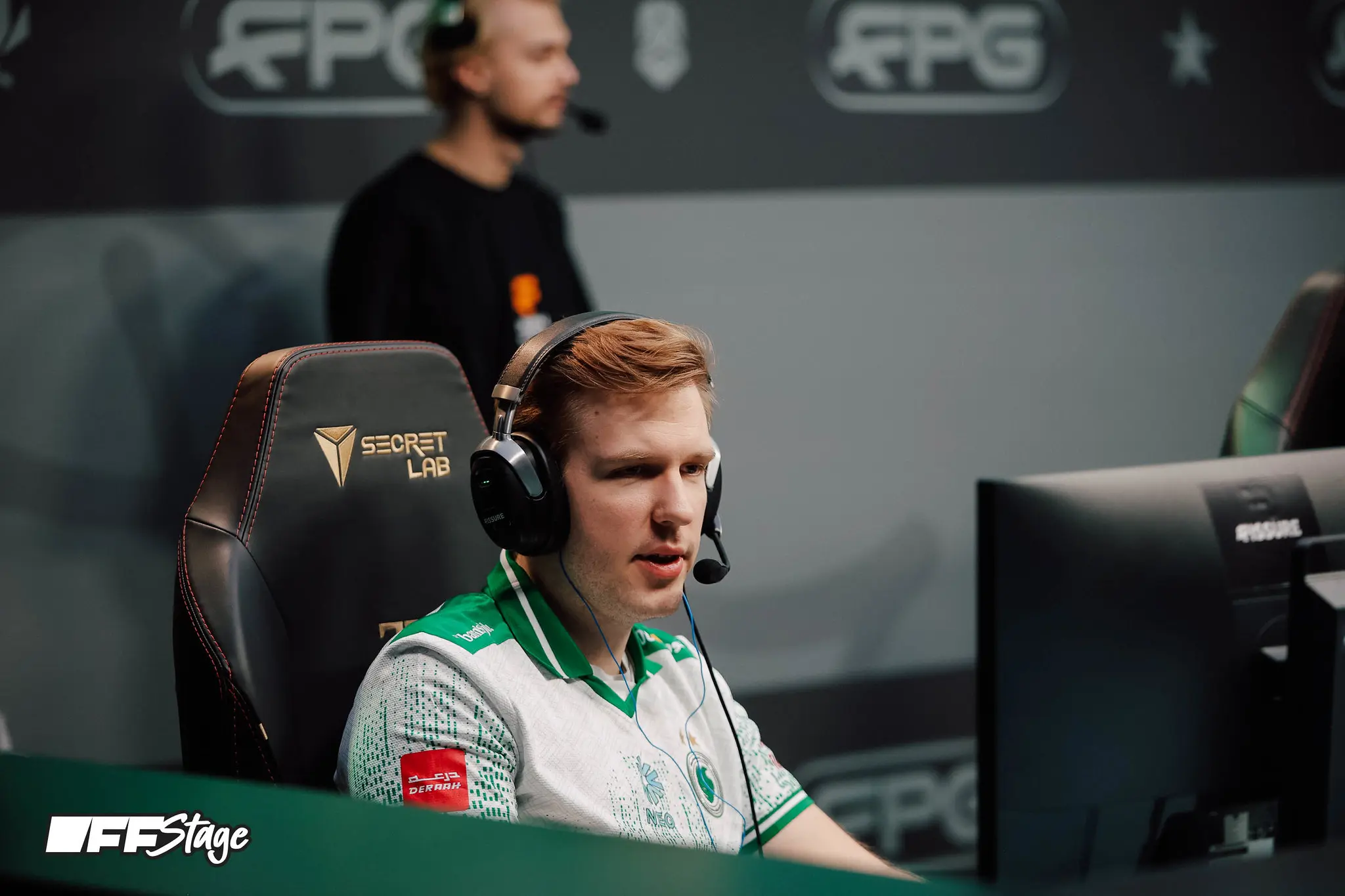 Фотография Cr1t- на FISSURE PLAYGROUND 2 — DOTA